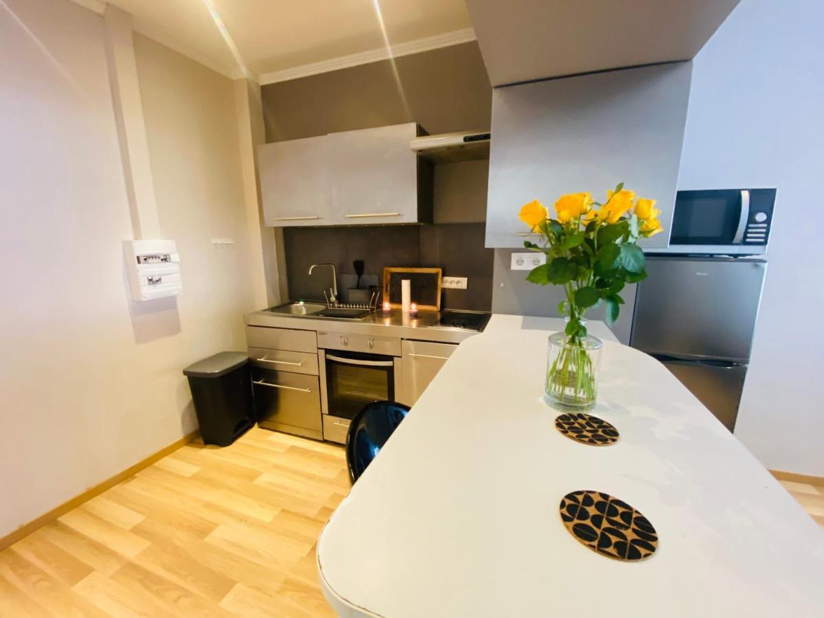 Magnifique Appartement 60M2 ,3 Pieces , Equipee,Tres Lumineux, 2 Minutes A Pied De La Plage Ніцца Екстер'єр фото