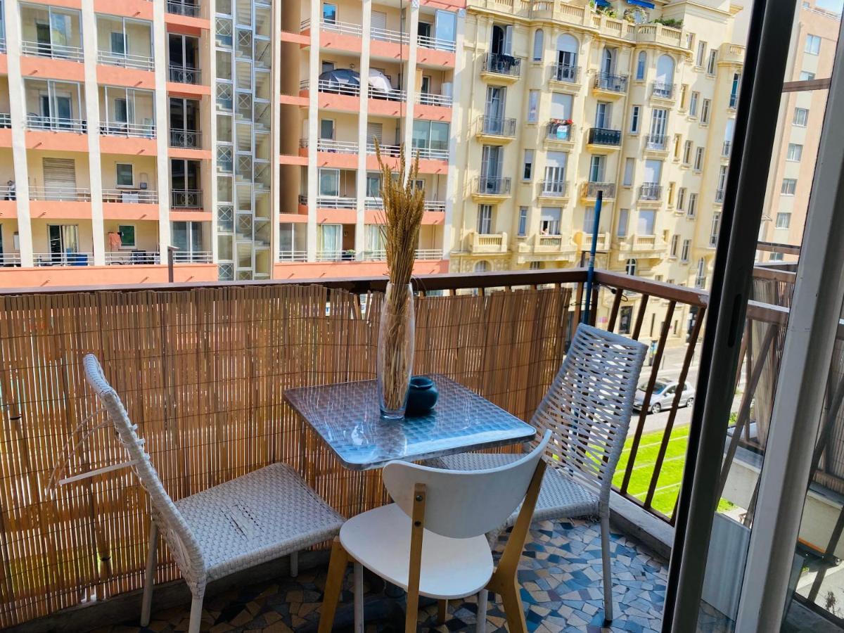 Magnifique Appartement 60M2 ,3 Pieces , Equipee,Tres Lumineux, 2 Minutes A Pied De La Plage Ніцца Екстер'єр фото